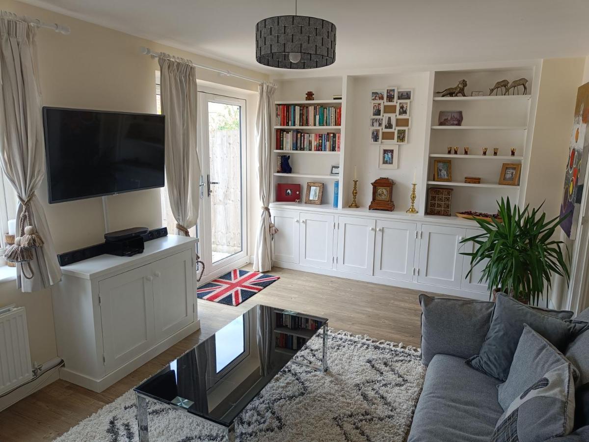 3 Bedroom Townhouse Near Bicester Village ภายนอก รูปภาพ
