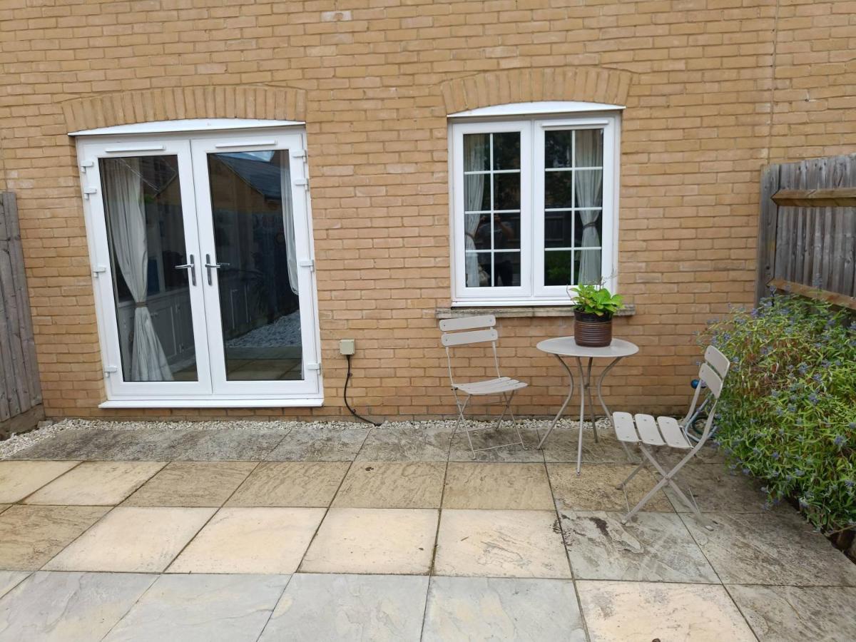 3 Bedroom Townhouse Near Bicester Village ภายนอก รูปภาพ