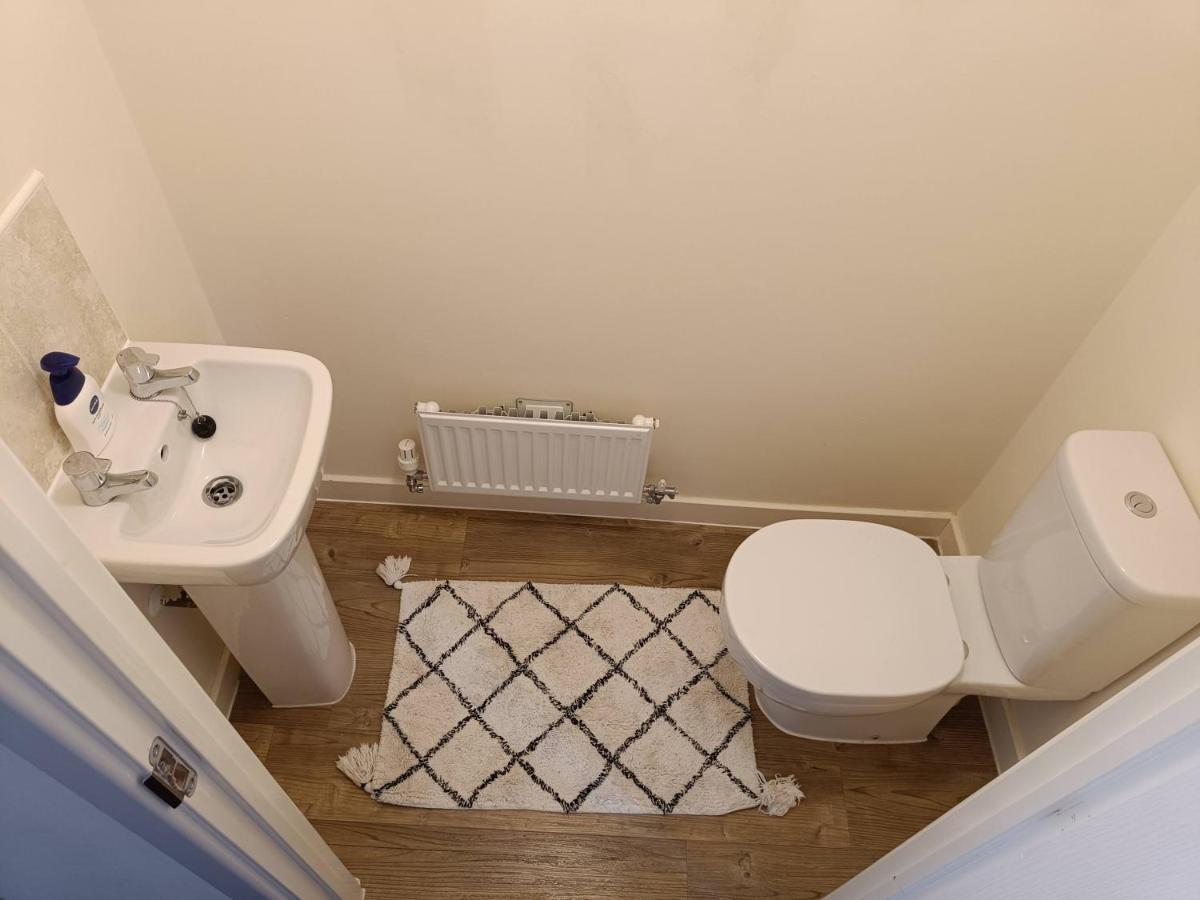 3 Bedroom Townhouse Near Bicester Village ภายนอก รูปภาพ
